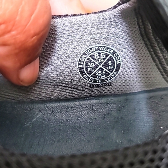 KEEN AMSTERDAM BLACK NUBUCK LEATHER MARY JANE WOMEN'S SHOES SIZE 8.5 - Picture 11 of 11